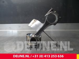 Volkswagen Caddy Kolben O61721 foto 2