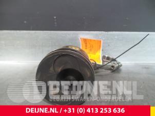 Volkswagen Caddy Zuiger O61722 foto 2