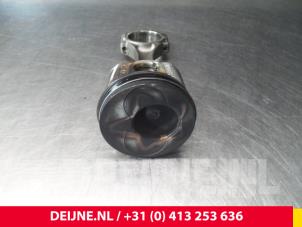 Volkswagen Caddy Kolben O61723 foto 2