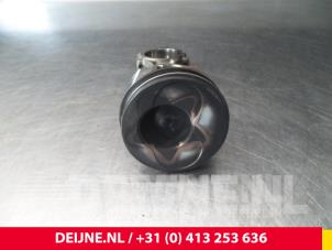Volkswagen Caddy Kolben O61724 foto 2