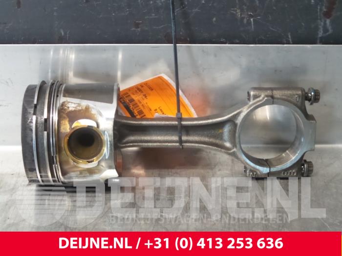 Gebruikte Zuiger Volkswagen Caddy Prijs € 60,50 Inclusief btw aangeboden door van Deijne Onderdelen Uden B.V.
