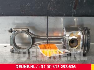 Volkswagen Caddy Kolben O61727 foto 2