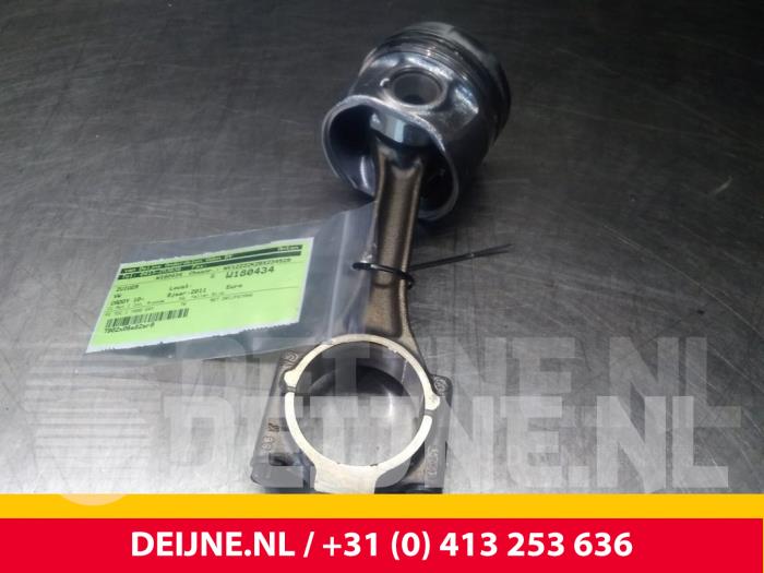 Gebruikte Zuiger Volkswagen Caddy III (2KA,2KH,2CA,2CH) 1.6 TDI 16V Prijs € 121,00 Inclusief btw aangeboden door van Deijne Onderdelen Uden B.V.