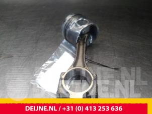 Volkswagen Caddy Zuiger O61736 foto 2