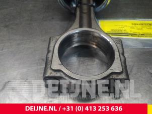 Nissan Interstar Kolben O61791 foto 2