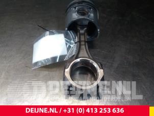 Gebruikte Zuiger Nissan Cab Star Prijs € 121,00 Inclusief btw aangeboden door van Deijne Onderdelen Uden B.V.