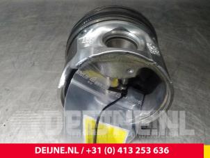 Nissan Cab Star Piston O61794 photo 2
