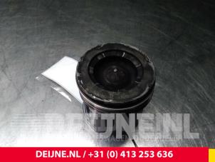 Gebruikte Zuiger Iveco New Daily Prijs € 90,75 Inclusief btw aangeboden door van Deijne Onderdelen Uden B.V.