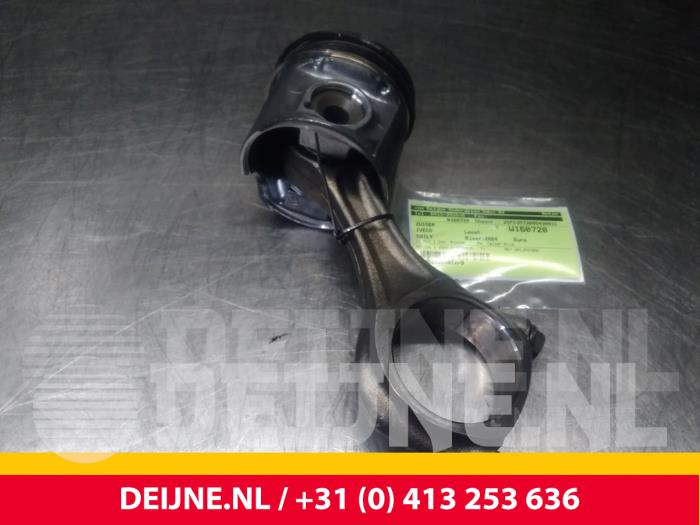 Gebruikte Zuiger Iveco New Daily III 29L10 Prijs € 84,70 Inclusief btw aangeboden door van Deijne Onderdelen Uden B.V.