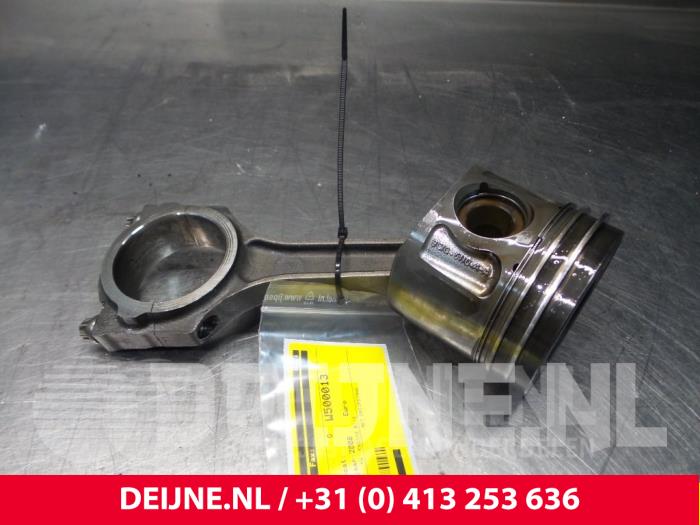 Citroen Jumper Piston O61806