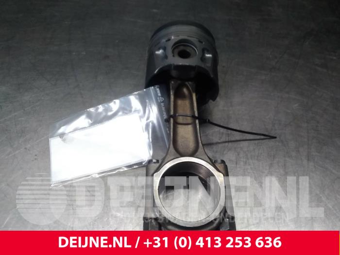 Citroen Jumpy Piston O61810