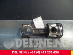 Renault Laguna Kolben O61815 foto 4