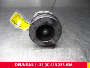 Renault Trafic Kolben O61820 foto 3