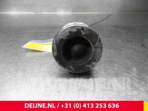 Renault Trafic Piston O61821 photo 3