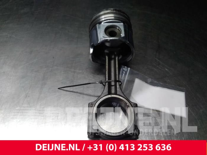 Renault Master Piston O61827