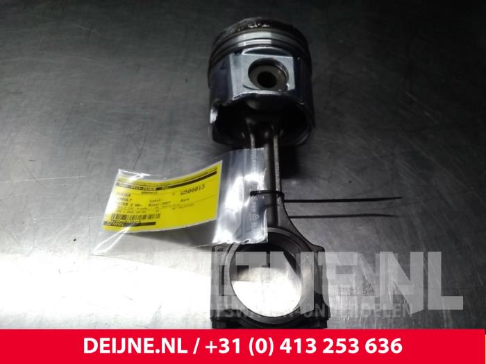 Renault Master Piston O61830