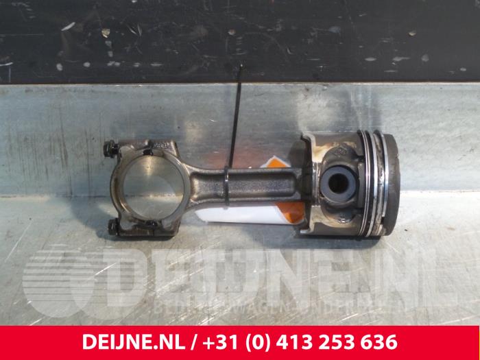 Renault Kangoo Kolben O61838