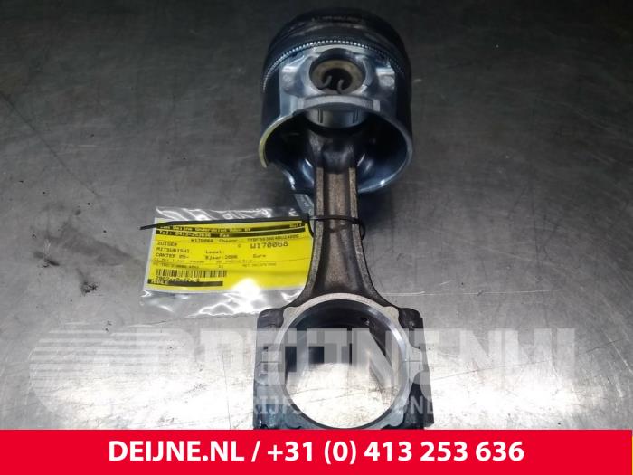 Gebruikte Zuiger Mitsubishi Canter 3.0 Di-D 16V 35 Prijs € 151,25 Inclusief btw aangeboden door van Deijne Onderdelen Uden B.V.