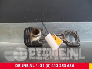 Gebruikte Zuiger Seat Ibiza Prijs € 50,00 Margeregeling aangeboden door van Deijne Onderdelen Uden B.V.