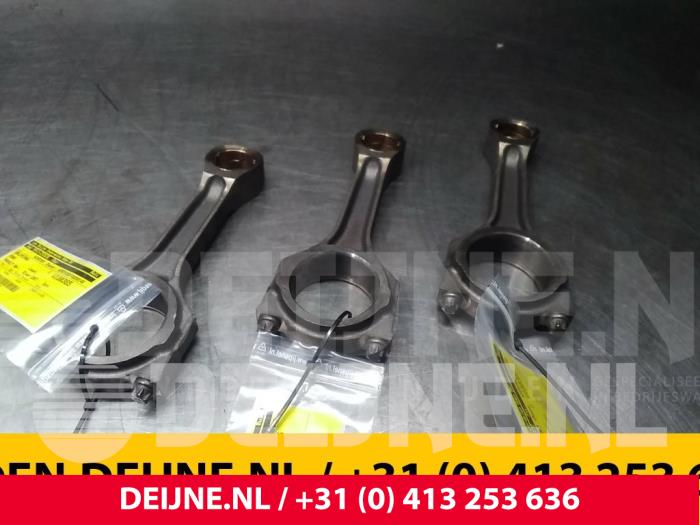Ford Transit Pleuelstange O61946