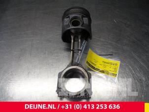 Gebruikte Drijfstang Ford Transit Prijs € 96,80 Inclusief btw aangeboden door van Deijne Onderdelen Uden B.V.