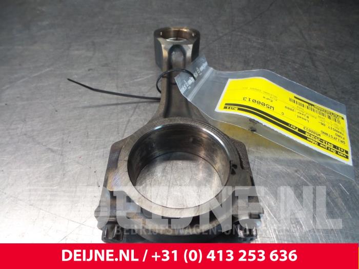 Gebruikte Drijfstang Ford Transit Prijs € 96,80 Inclusief btw aangeboden door van Deijne Onderdelen Uden B.V.