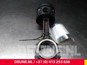 Gebruikte Drijfstang Ford Transit Prijs € 96,80 Inclusief btw aangeboden door van Deijne Onderdelen Uden B.V.