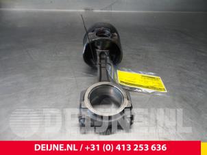 Gebruikte Drijfstang Ford Transit Prijs € 96,80 Inclusief btw aangeboden door van Deijne Onderdelen Uden B.V.