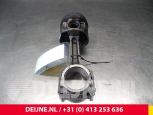 Gebruikte Drijfstang Ford Transit Prijs € 96,80 Inclusief btw aangeboden door van Deijne Onderdelen Uden B.V.