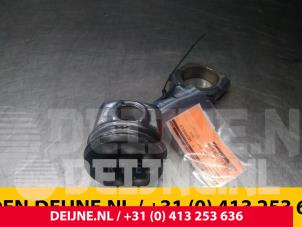 Mercedes B-Klasse Connecting rod O61964 photo 2