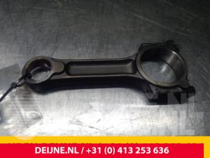 Gebruikte Drijfstang Mercedes Citan (415.6) 1.5 109 CDI Prijs € 72,60 Inclusief btw aangeboden door van Deijne Onderdelen Uden B.V.