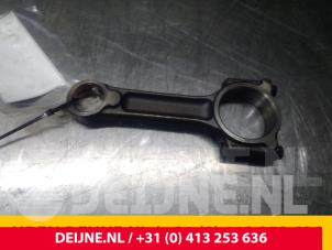 Gebruikte Drijfstang Mercedes Citan (415.6) 1.5 109 CDI Prijs € 72,60 Inclusief btw aangeboden door van Deijne Onderdelen Uden B.V.