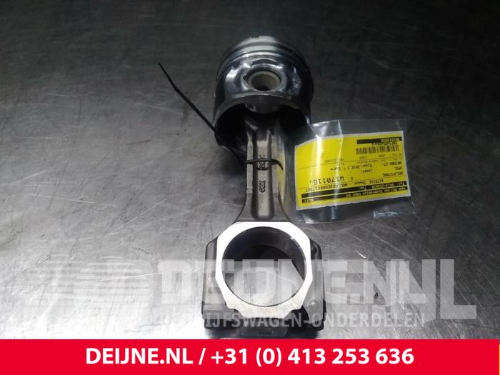 Gebruikte Drijfstang Opel Antara (LA6) 2.0 CDTI 16V 4x2 Prijs € 130,00 Margeregeling aangeboden door van Deijne Onderdelen Uden B.V.