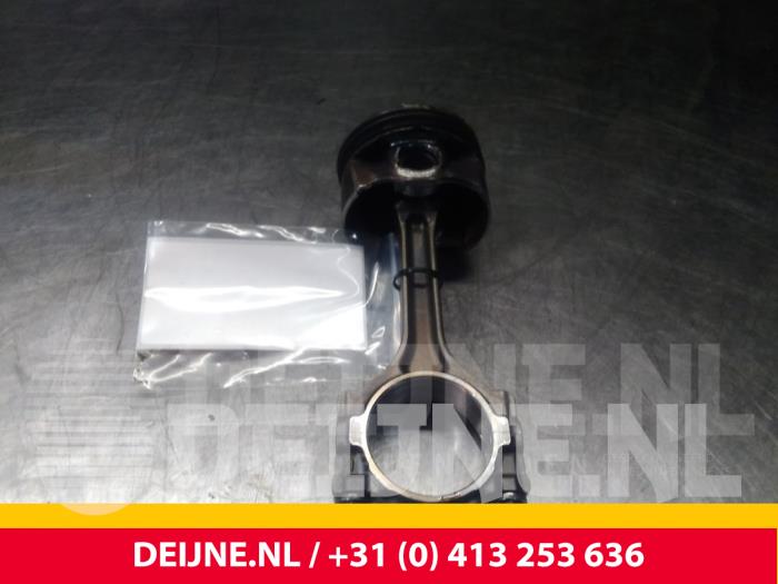 Opel Adam Pleuelstange O62009