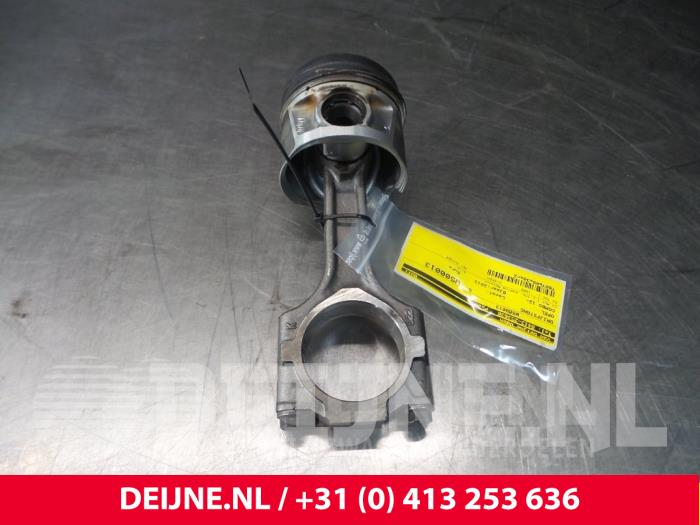 Gebruikte Drijfstang Opel Combo Prijs € 90,75 Inclusief btw aangeboden door van Deijne Onderdelen Uden B.V.