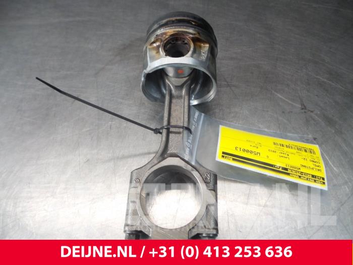 Gebruikte Drijfstang Opel Combo Prijs € 90,75 Inclusief btw aangeboden door van Deijne Onderdelen Uden B.V.