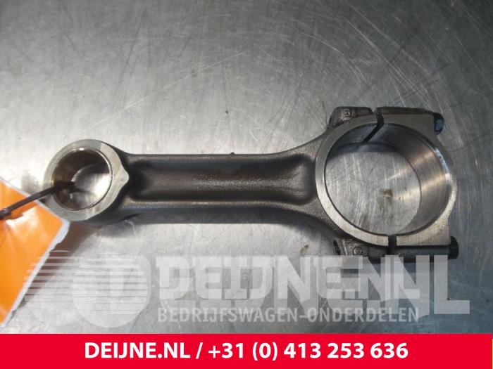 Nissan Primastar Pleuelstange O62081