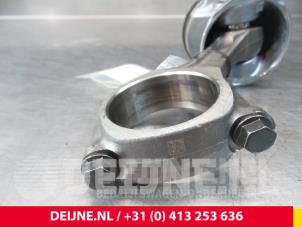 Iveco New Daily Pleuelstange O62087 foto 2