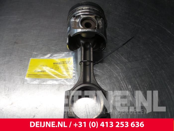 Renault Master Pleuelstange O62114