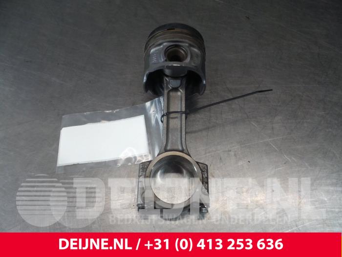 Renault Kangoo Connecting rod O62118