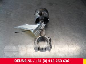 Gebruikte Drijfstang Renault Kangoo Express (FW) 1.5 dCi 110 Prijs € 48,40 Inclusief btw aangeboden door van Deijne Onderdelen Uden B.V.