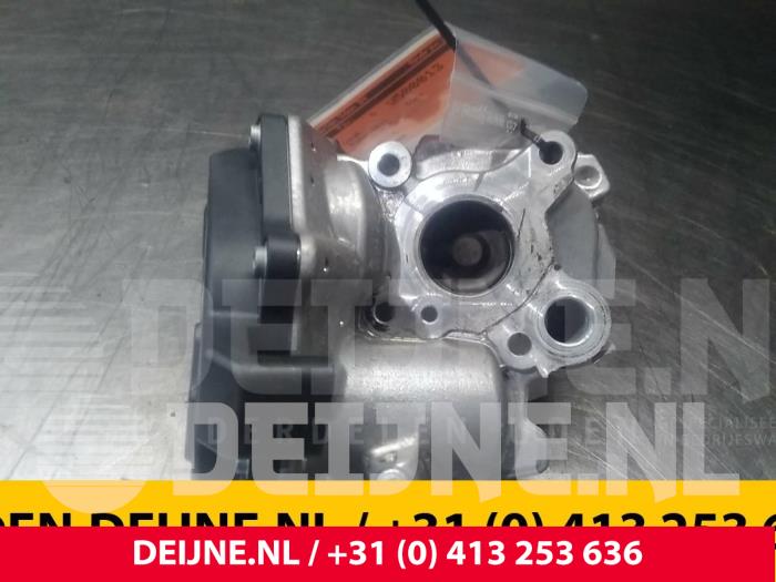Mercedes B-Klasse EGR valve O62337