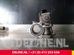 Volkswagen Golf EGR valve O62398 photo 2