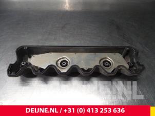 Volkswagen Crafter Ventildeckel O62557 foto 2
