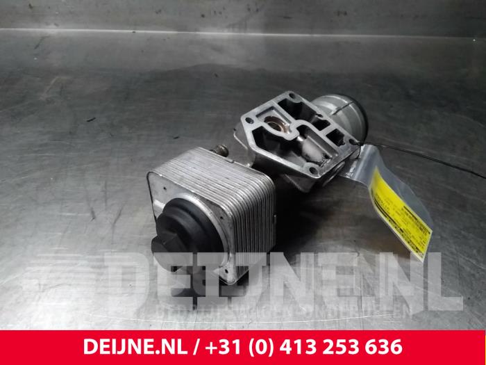 Gebruikte Oliefilterhuis Audi A6 Prijs € 75,00 Margeregeling aangeboden door van Deijne Onderdelen Uden B.V.