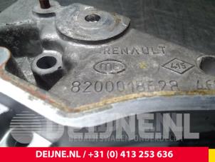 Renault Master Distributiedeksel O62660 foto 3