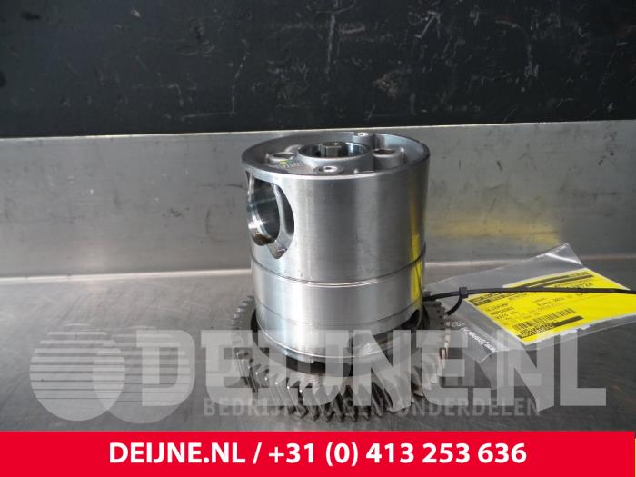 Mercedes Vito Oil pump O62725