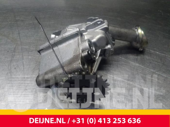 Gebruikte Oliepomp Mercedes Citan (415.6) 1.5 109 CDI Prijs € 60,50 Inclusief btw aangeboden door van Deijne Onderdelen Uden B.V.