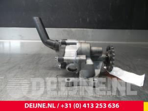 Mercedes Sprinter Oliepomp O62728 foto 3