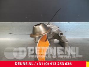 Volkswagen Caddy Oliepomp O62739 foto 3